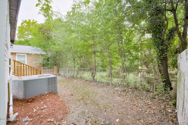 406 Edgefield Avenue NW, Aiken, SC 29801