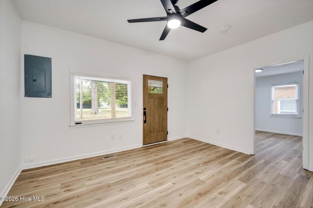 406 Edgefield Avenue NW, Aiken, SC 29801