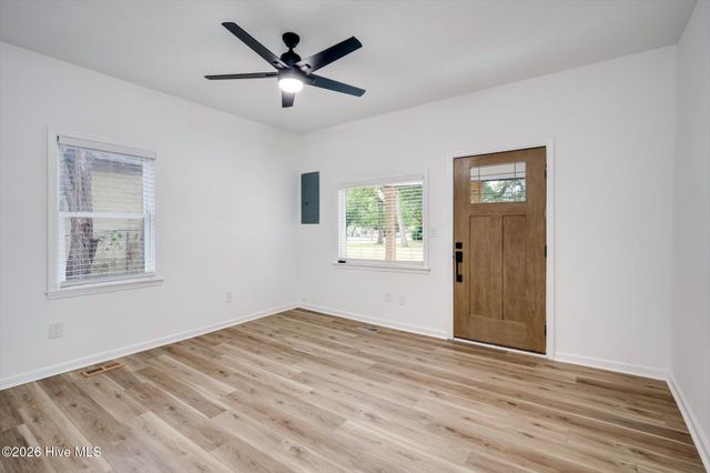 406 Edgefield Avenue NW, Aiken, SC 29801