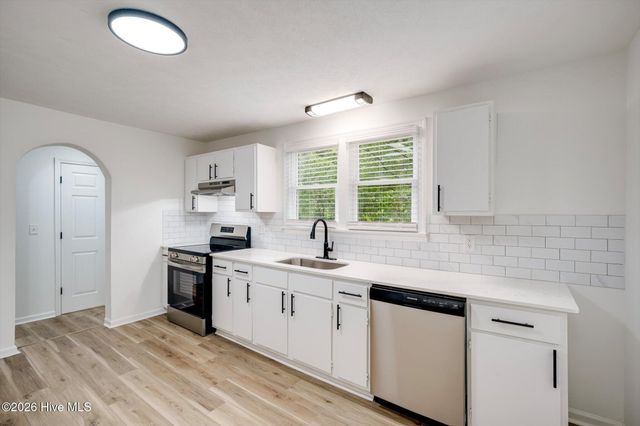 406 Edgefield Avenue NW, Aiken, SC 29801