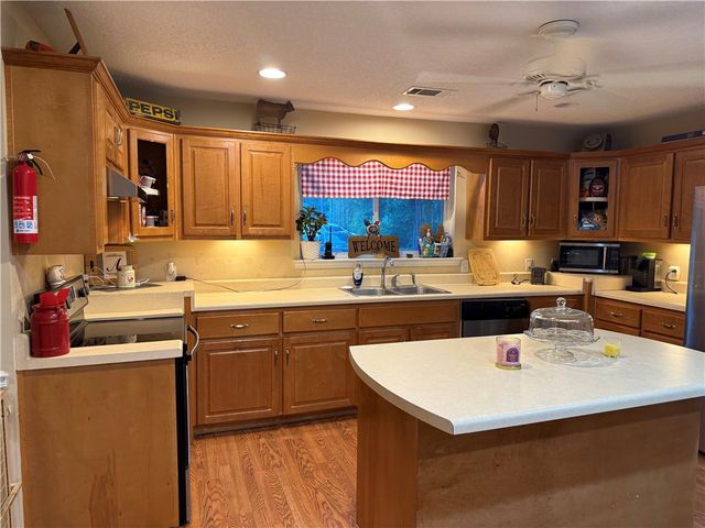 87 Stephen Park Road, Nahunta, GA 31553