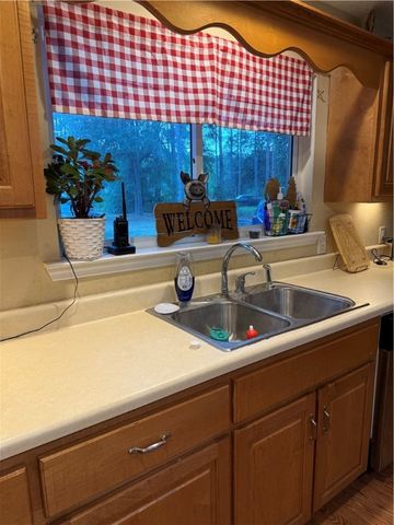 87 Stephen Park Road, Nahunta, GA 31553