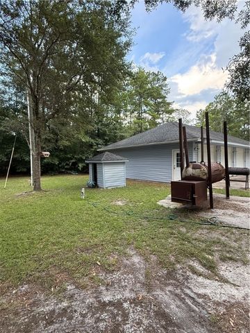 87 Stephen Park Road, Nahunta, GA 31553