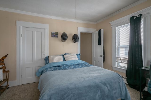 10 Malvern Street, Manchester, NH 03104