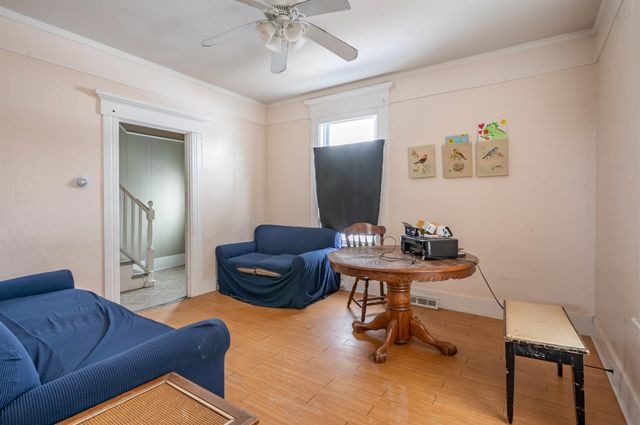 10 Malvern Street, Manchester, NH 03104