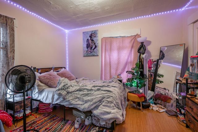 10 Malvern Street, Manchester, NH 03104