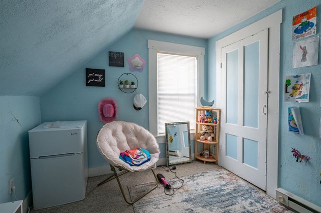 10 Malvern Street, Manchester, NH 03104