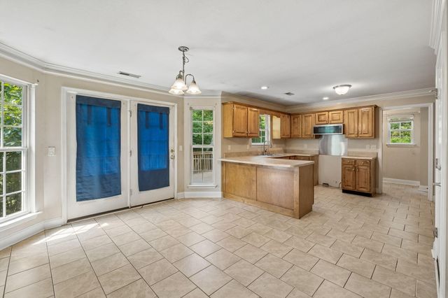 6220 Pine Marr Drive, Hixson, TN 37343