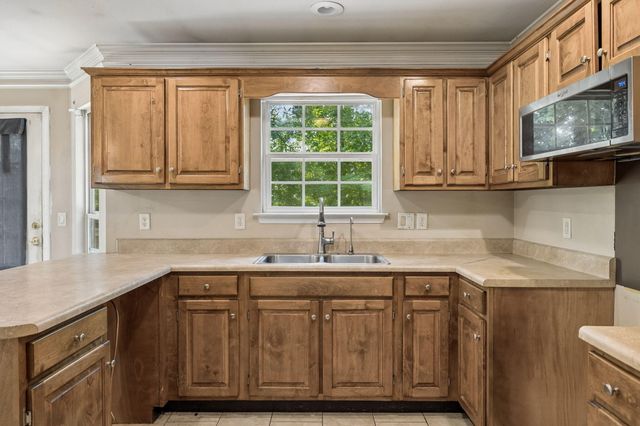 6220 Pine Marr Drive, Hixson, TN 37343