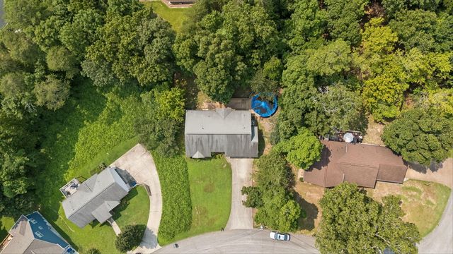 6220 Pine Marr Drive, Hixson, TN 37343