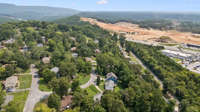 6220 Pine Marr Drive, Hixson, TN 37343