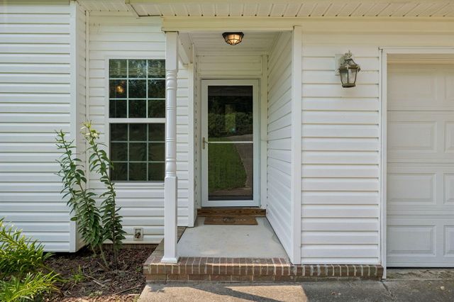 6220 Pine Marr Drive, Hixson, TN 37343