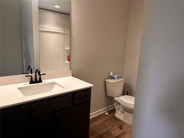 325 Sterling Creek Way, Loganville, GA 30052