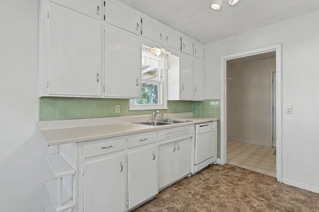 6534 S Mabel St., Wichita, KS 67217