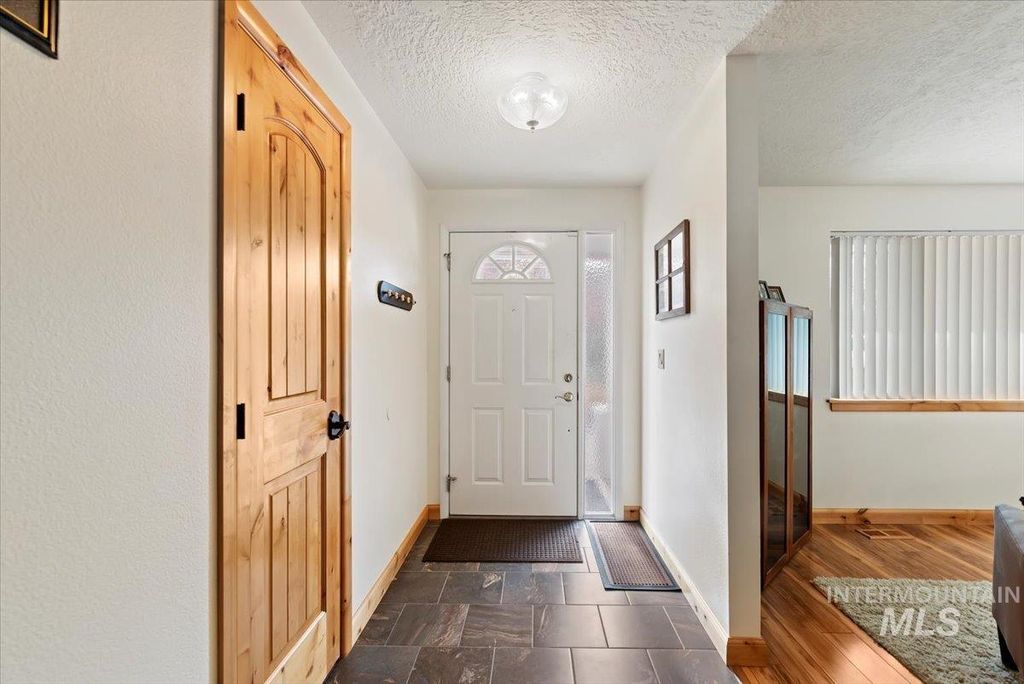 11650 W Columbia Rd, Boise, ID 83709 photo 4