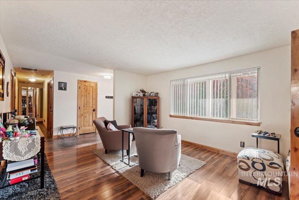 11650 W Columbia Rd, Boise, ID 83709 photo 5