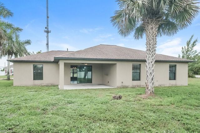 2025 SW 32nd ST, Cape Coral, FL 33914