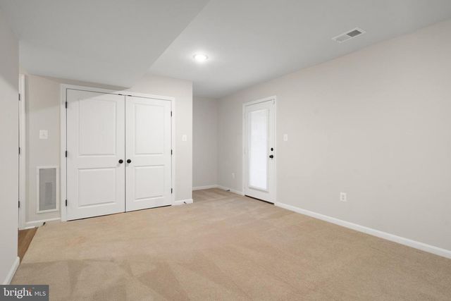 51 THROWER RD, Hedgesville, WV 25427