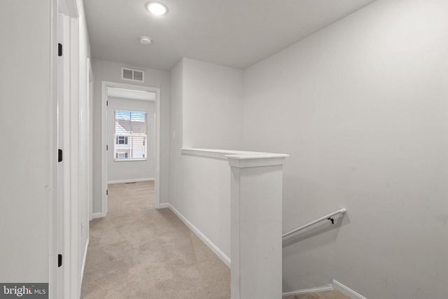 51 THROWER RD, Hedgesville, WV 25427