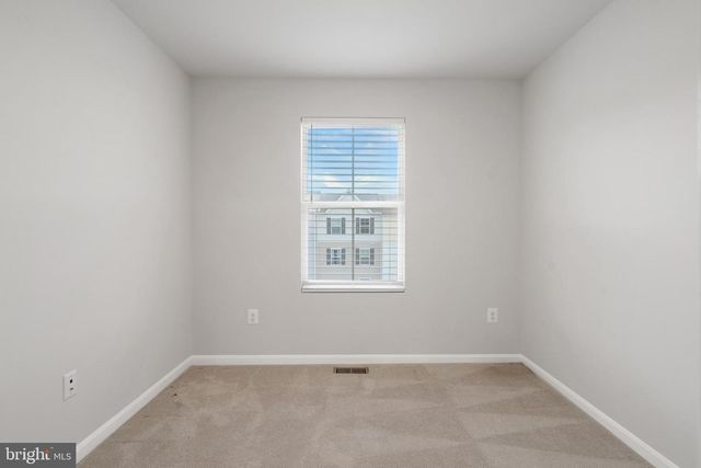 51 THROWER RD, Hedgesville, WV 25427