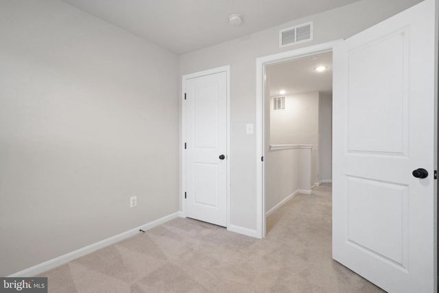 51 THROWER RD, Hedgesville, WV 25427