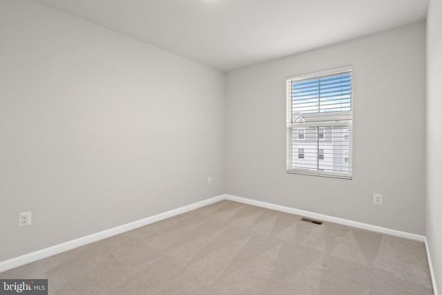 51 THROWER RD, Hedgesville, WV 25427