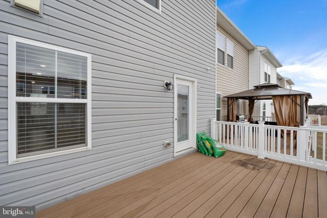 51 THROWER RD, Hedgesville, WV 25427