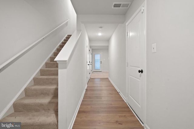 51 THROWER RD, Hedgesville, WV 25427