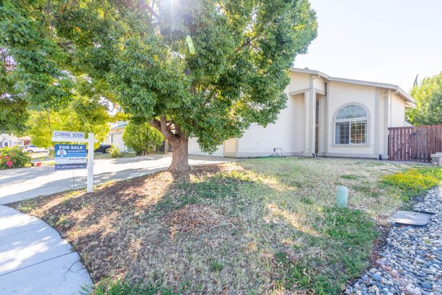 11 Monterosa Ct, Sacramento, CA 95823