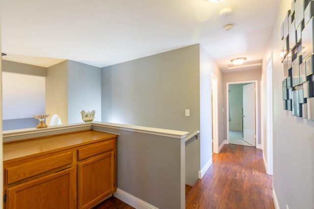 11 Monterosa Ct, Sacramento, CA 95823