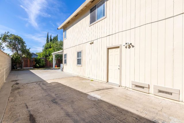 11 Monterosa Ct, Sacramento, CA 95823