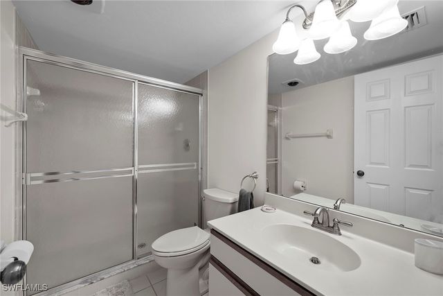 4240 Lake Forest DR 423, Bonita Springs, FL 34134