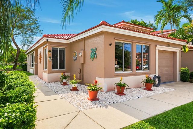 1725 SW 109th Terrace, Davie, FL 33324