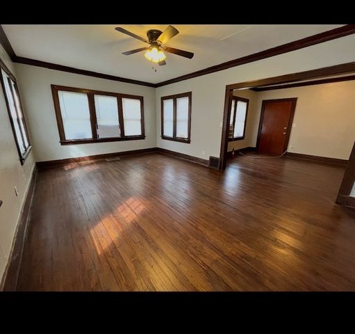 829 Buckbee Street, Rockford, IL 61104