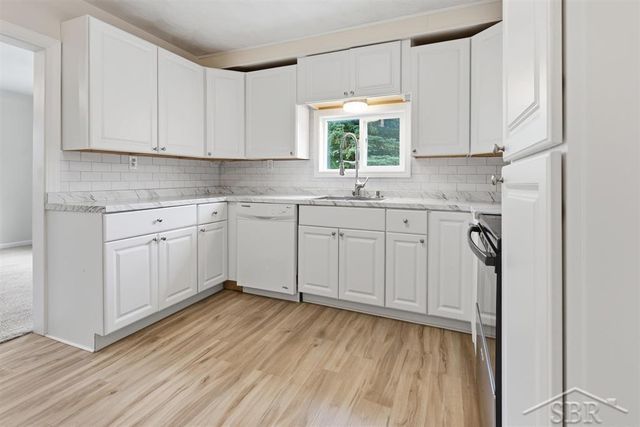 2735 W Isabella Road, Midland, MI 48640