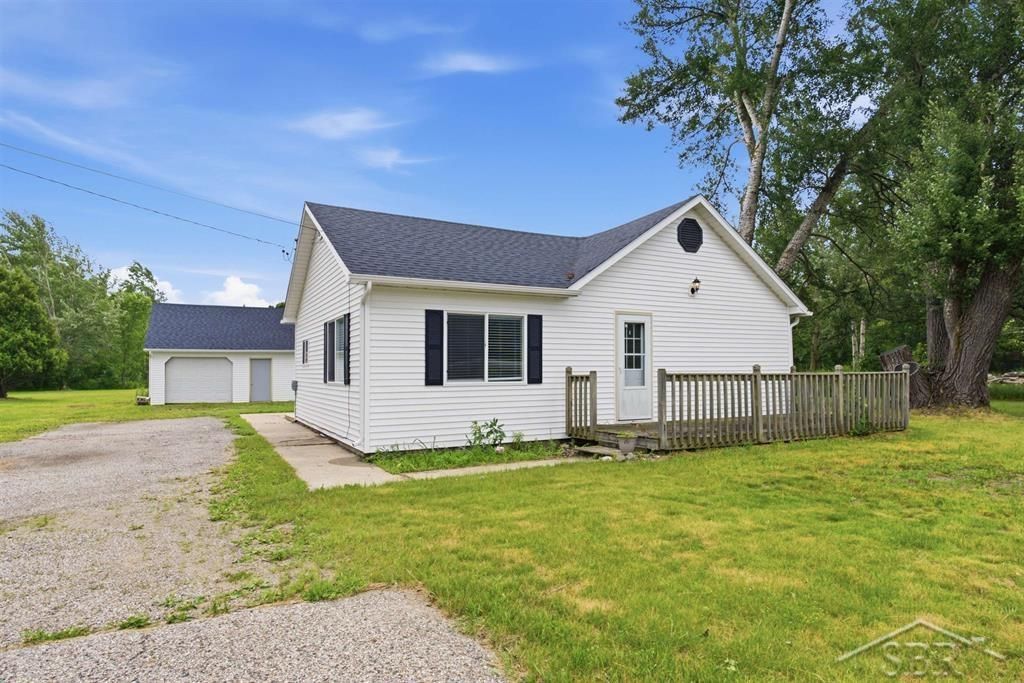 2735 W Isabella Road, Midland, MI 48640