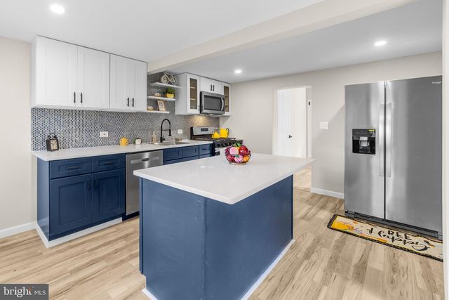 3320 W 3RD ST, Marcus Hook, PA 19061