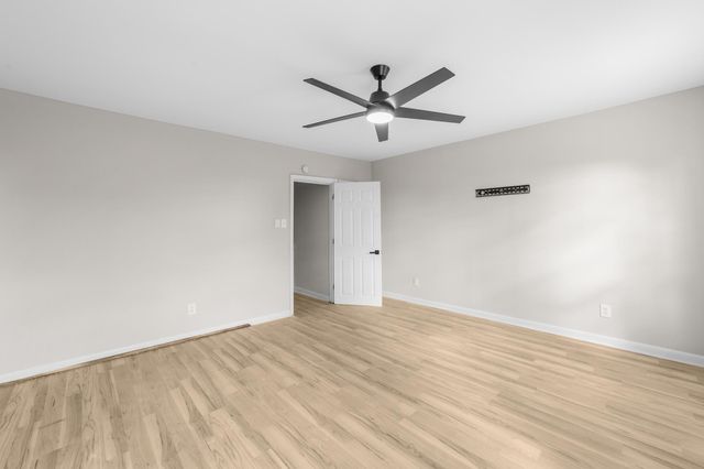 3320 W 3RD ST, Marcus Hook, PA 19061