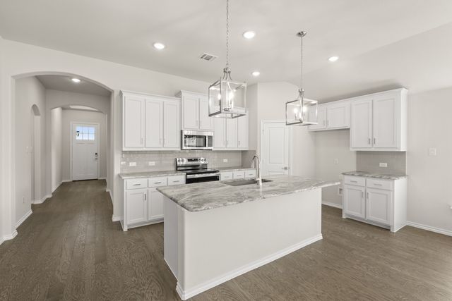 2305 Shamrock Lane, Weatherford, TX 76087