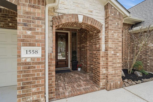 1558 Viejo Road, League City, TX 77573