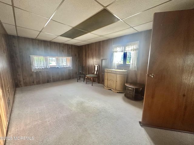 1 Peach Tree Road, Oakhurst, NJ 07755