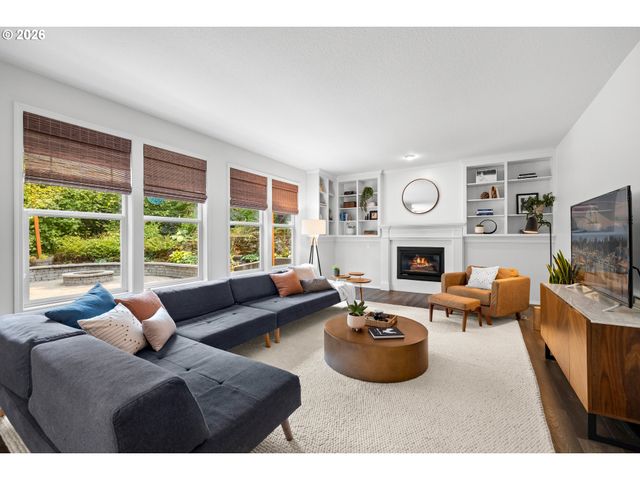3234 Sw PARSONS Ct, Portland, OR 97219
