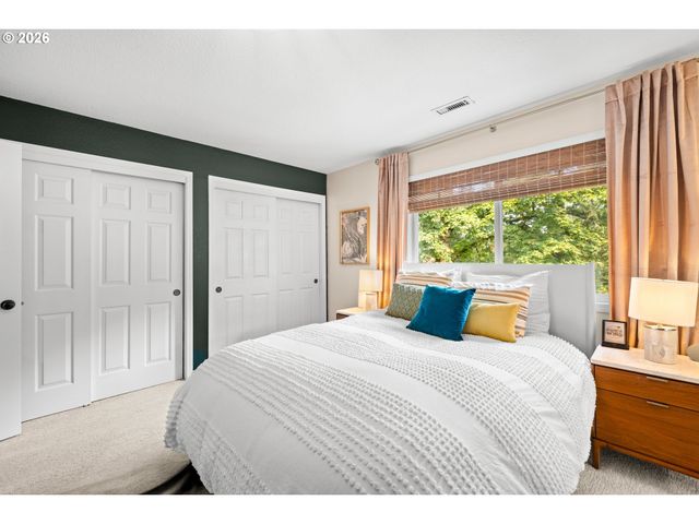 3234 Sw PARSONS Ct, Portland, OR 97219