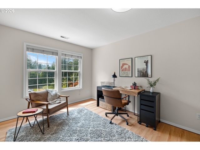 3234 Sw PARSONS Ct, Portland, OR 97219