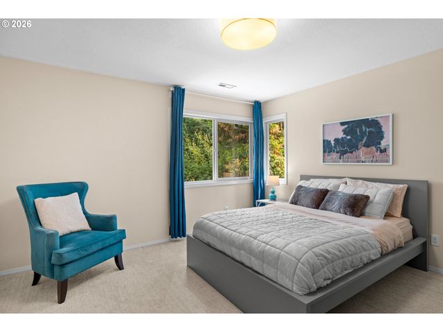 3234 Sw PARSONS Ct, Portland, OR 97219