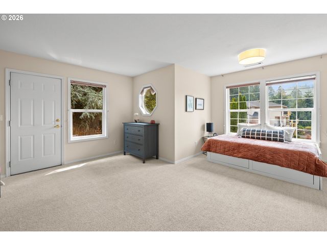 3234 Sw PARSONS Ct, Portland, OR 97219