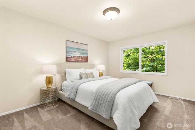 3005 235th Avenue SE, Sammamish, WA 98075
