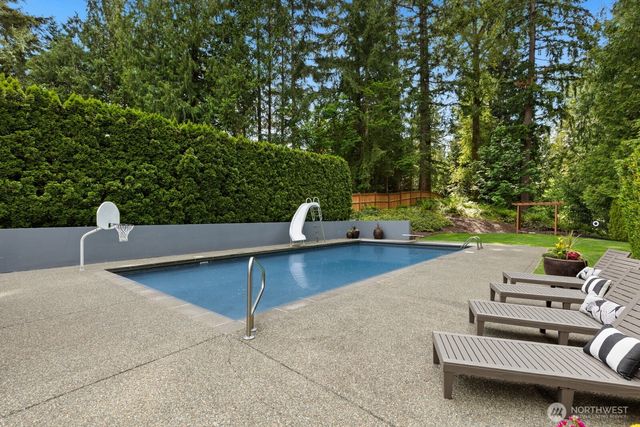 3005 235th Avenue SE, Sammamish, WA 98075