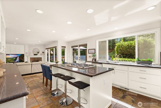3005 235th Avenue SE, Sammamish, WA 98075