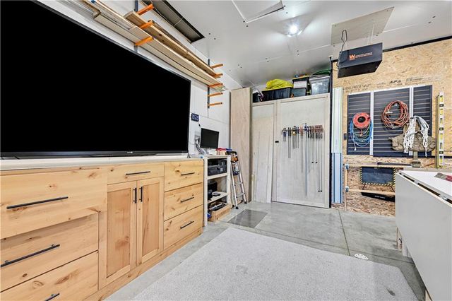 15904 W 161st Terrace, Olathe, KS 66062